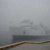 Le bateau arrive dans le brouillard à South Baymouth